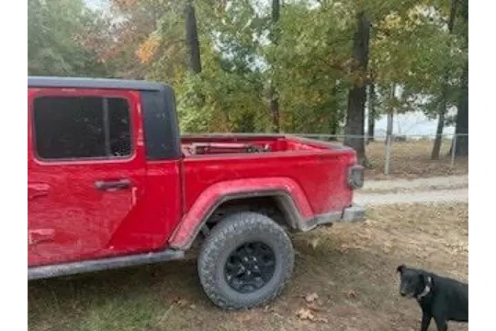 $18927 : Jeep Gladiator 2020 4x4 Over image 5