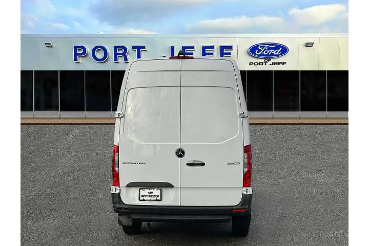 $35586 : Mercedes-Benz Sprinter 2021 image 7