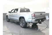 $31991 : Toyota Tacoma 2023 4x2 TRD O thumbnail