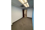 EXCELENTE OFFICINA en Los Angeles