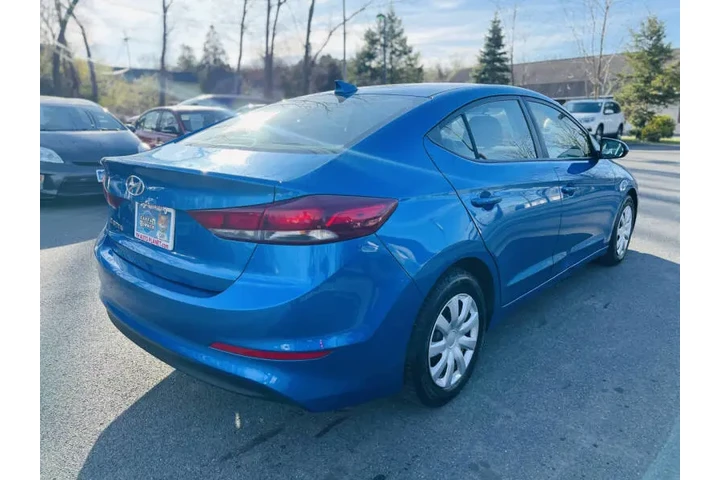 $7995 : 2017 Elantra SE image 8
