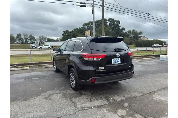 $15995 : Toyota Highlander 2019 XLE 4 image 9