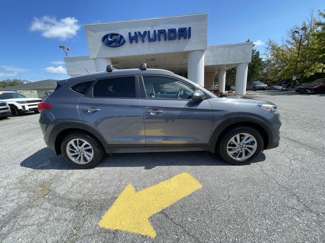 $14995 : PRE-OWNED 2016 HYUNDAI TUCSON image 2