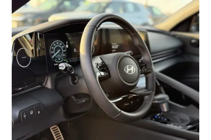 $23222 : Hyundai ELANTRA Hybrid 2025 image 10