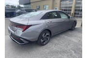 $20333 : Hyundai ELANTRA 2024 SEL 4dr thumbnail