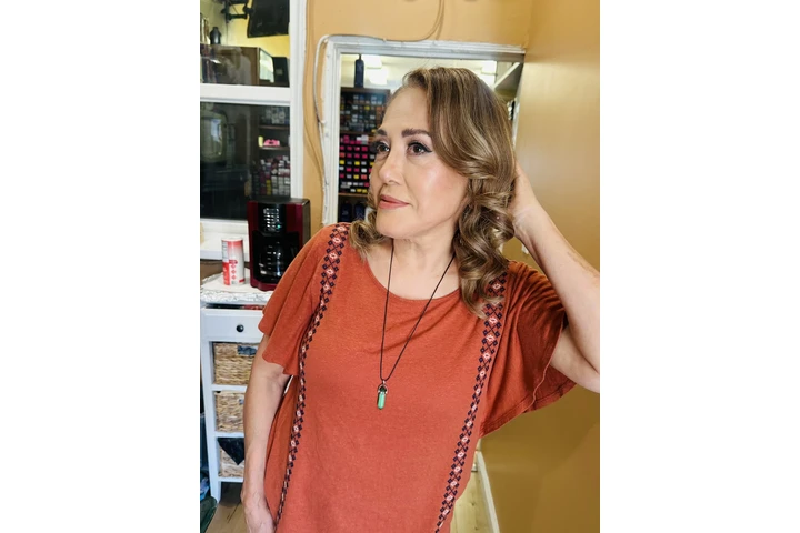 $$MAQUILLAJE $$PEINADOS image 10