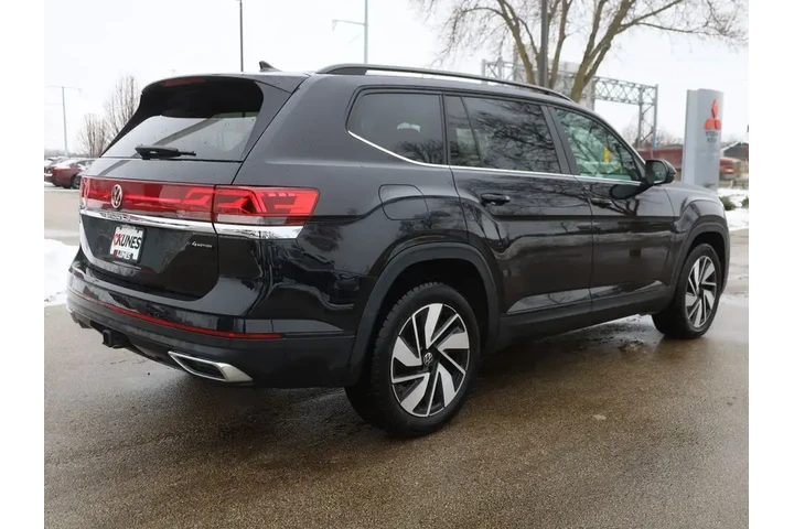 $28177 : Volkswagen Atlas 2024 AWD SE image 10