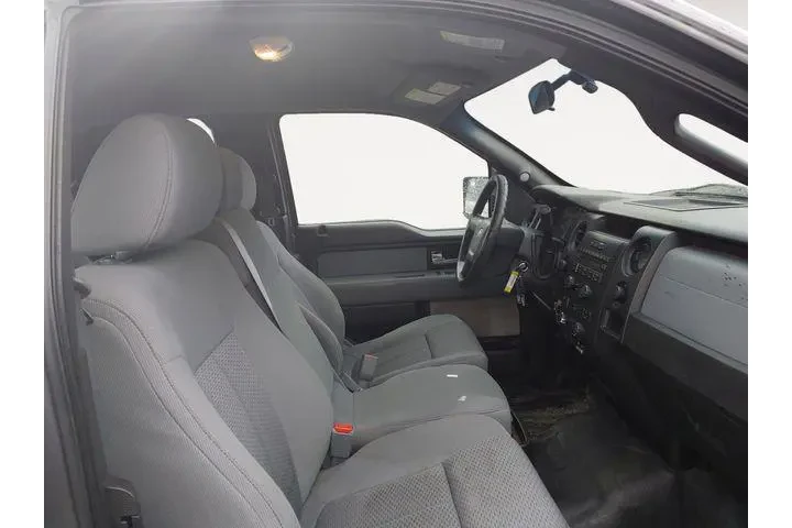 $8961 : Ford F-150 2014 4x4 FX4 4dr image 9