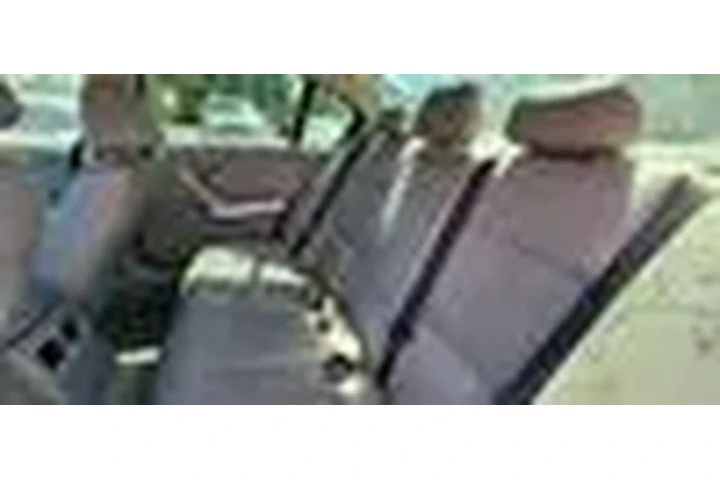 $5995 : 2006 3 Series image 10