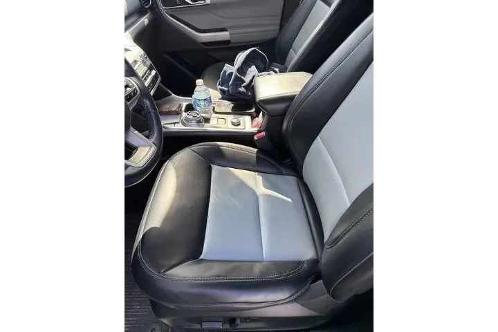 $29164 : Ford Explorer 2022 AWD XLT 4 image 6