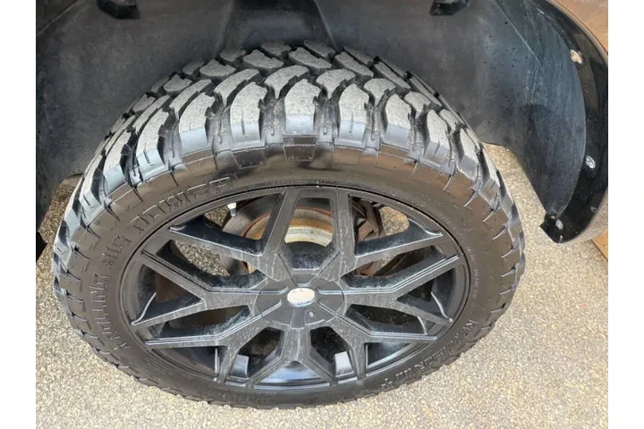 $15999 : 2013 RAM 1500 Laramie image 3