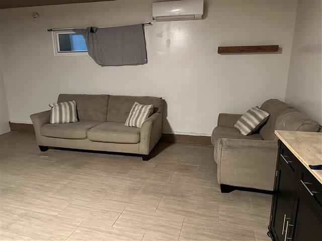 $1900 : Estudio de renta arleta/pacoim image 1