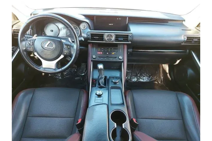 $24185 : Lexus IS 300 2020 4dr Sedan image 9