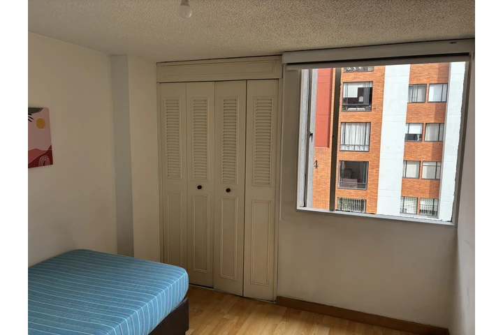 $800000 : ARRIENDO HABITACION CABALLERO image 2