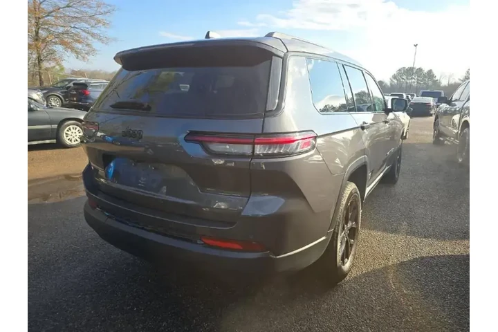 $27693 : Jeep Grand Cherokee L 2024 4 image 4