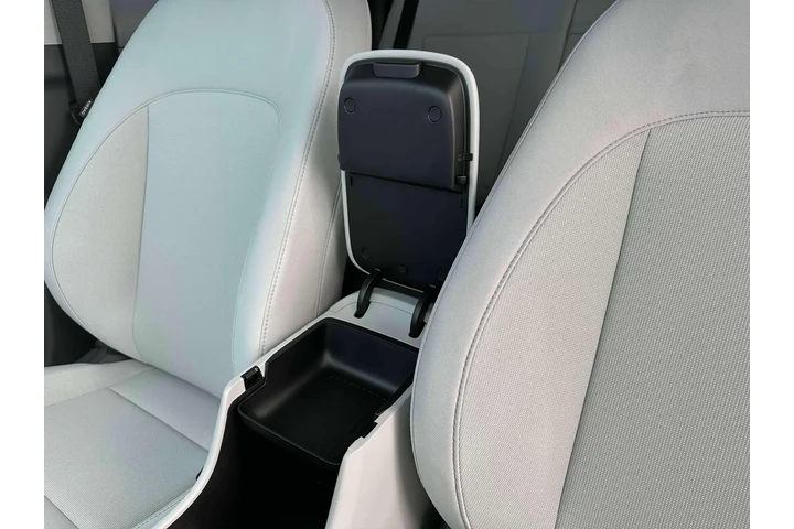 $22991 : Hyundai KONA 2025 SEL 4dr Cr image 5
