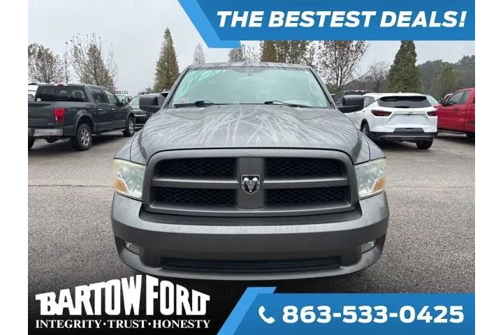 $17990 : Ram 1500 2012 4x4 ST 4dr Cre image 2