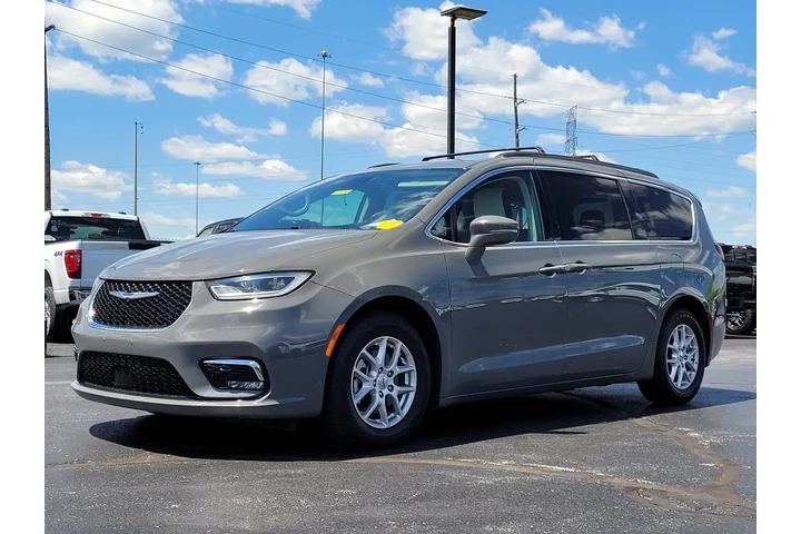 $21940 : Chrysler Pacifica 2022 Touri image 8