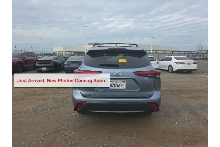 $36800 : Toyota Highlander 2022 AWD L image 5