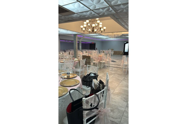 Banquet Hall/Salon para Fiesta image 4