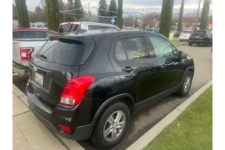$8988 : Chevrolet Trax 2020 LS 4dr C image 4