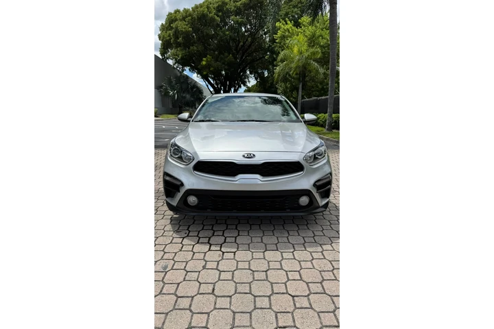 $8900 : 🚘*Kia Forte 2019* image 8