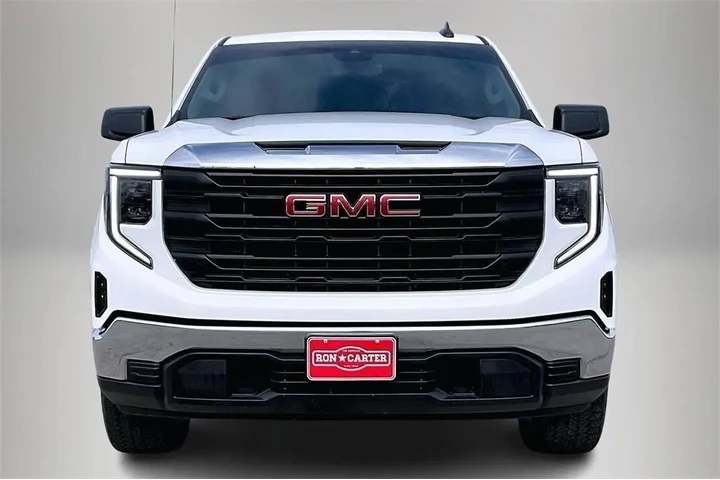 GMC Sierra 1500 2024 4x2 Pro image 3