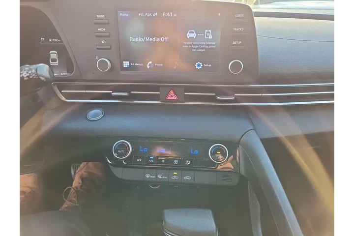 $17783 : Hyundai ELANTRA 2021 SEL 4dr image 4