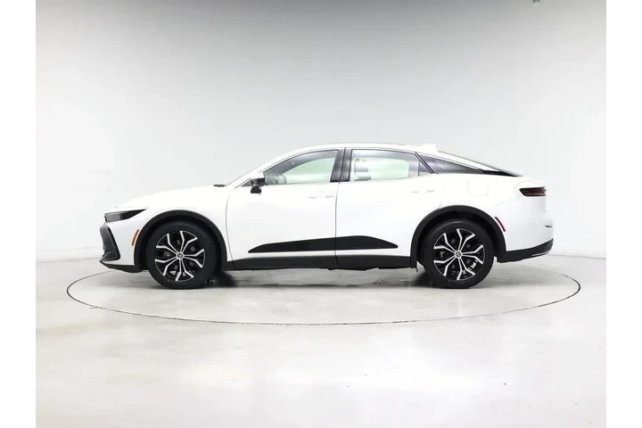 $29998 : Toyota Crown 2023 AWD Limite image 3