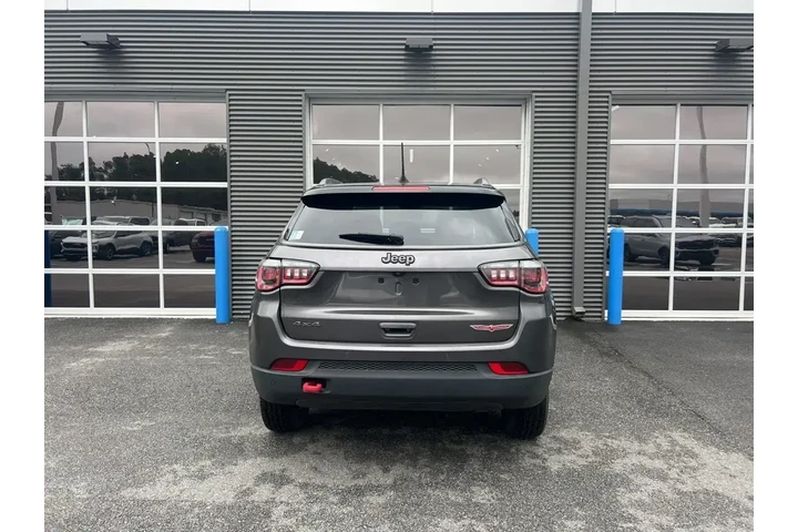 $16999 : Jeep Compass 2019 4x4 Trailh image 3