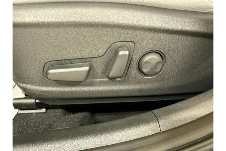 $22195 : Hyundai KONA 2023 AWD SEL 4d image 10