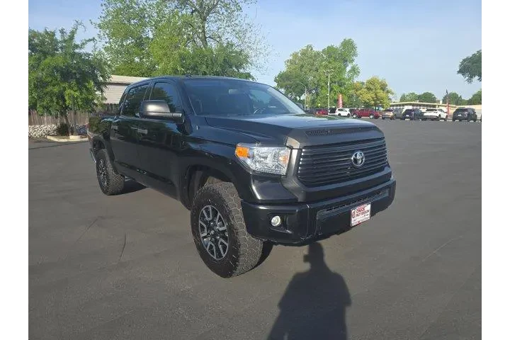 $36995 : Toyota Tundra 2017 4x4 SR5 4 image 1