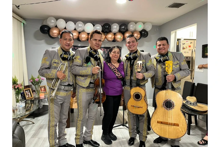 Mariachi Nuevo Tepango image 5