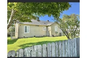 $1800 : Encanto costero en casa de 194 thumbnail