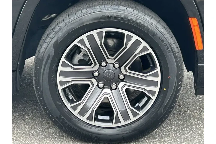 $37995 : Jeep Wagoneer L 2024 4x4 Ser image 7