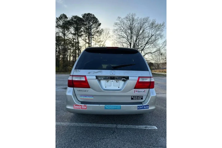 $3000 : 2006 Odyssey EX-L w/DVD w/Navi image 9