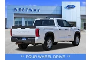 $35999 : Toyota Tundra 2024 4x4 SR5 4 thumbnail