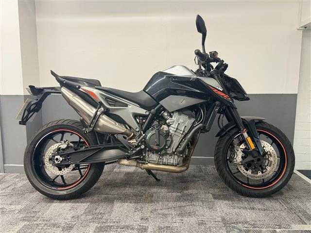 $4895 : Ktm Duke 790 Low Miles image 4