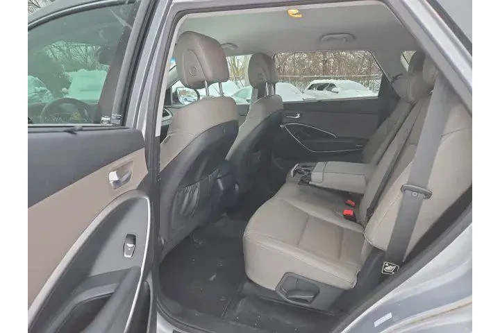 $17000 : Hyundai SANTA FE 2018 AWD SE image 9