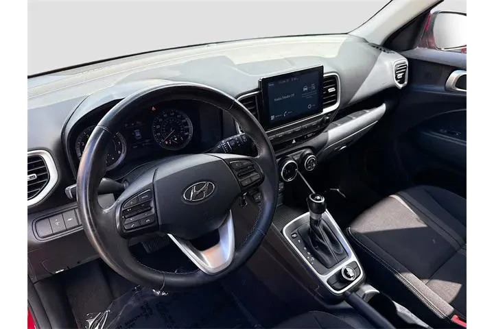 $15367 : Hyundai VENUE 2022 SEL 4dr C image 9