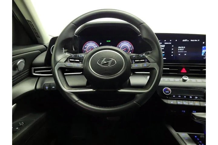 $21998 : Hyundai ELANTRA 2023 SEL 4dr image 10