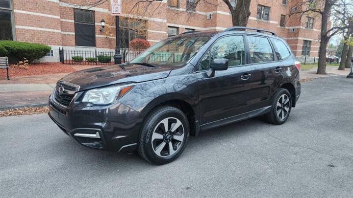 $10799 : 2018 Forester 2.5i image 3