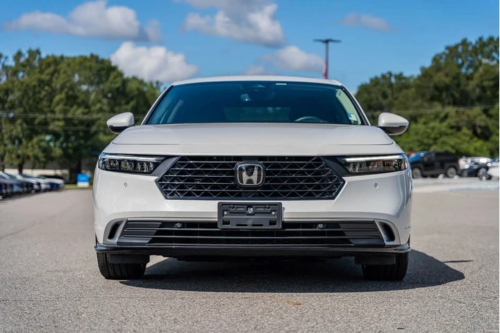 $31320 : Honda Accord Hybrid 2023 Tou image 2