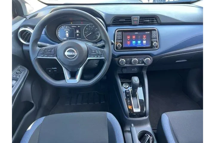 $19788 : Nissan Versa 2025 SV 4dr Sed image 10