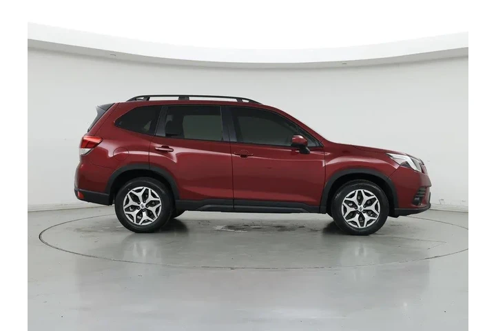 $30998 : Subaru Forester 2024 AWD Pre image 7