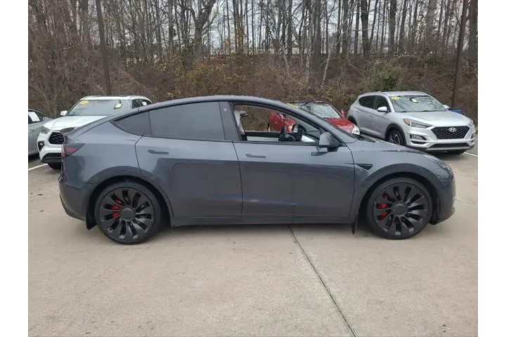 $25393 : Tesla Model Y 2022 AWD Perfo image 4
