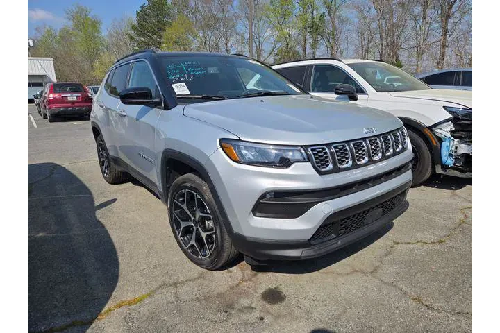 $24510 : Jeep Compass 2025 4x4 Limite image 3