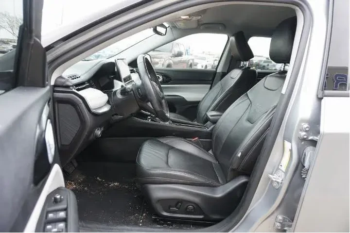 $24588 : Jeep Compass 2022 4x4 Limite image 7