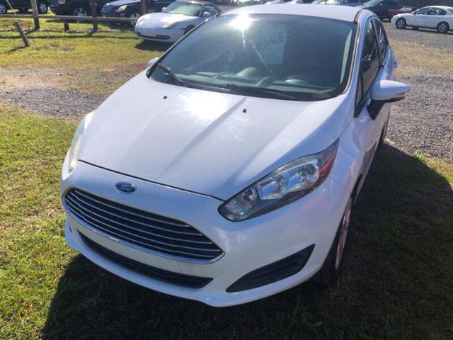 $8995 : 2014 Fiesta SE image 4