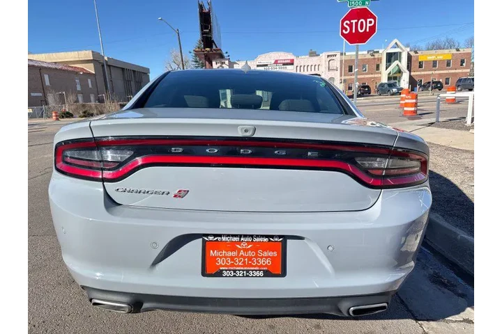 $15999 : 2021 Charger SXT AWD image 5